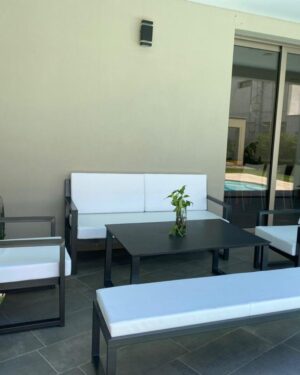 Juego de living exterior 16