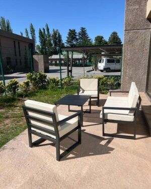 Juego de living exterior 08